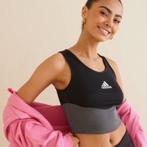 Brand New Adidas DESIGNED TO MOVE COLORBLOCK 3-STRIPES CROP TOP
